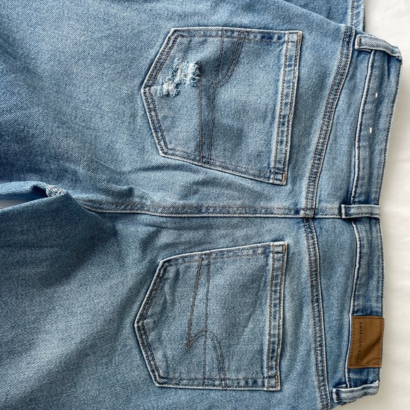 American Eagle mom jeans - Picture 4 of 4